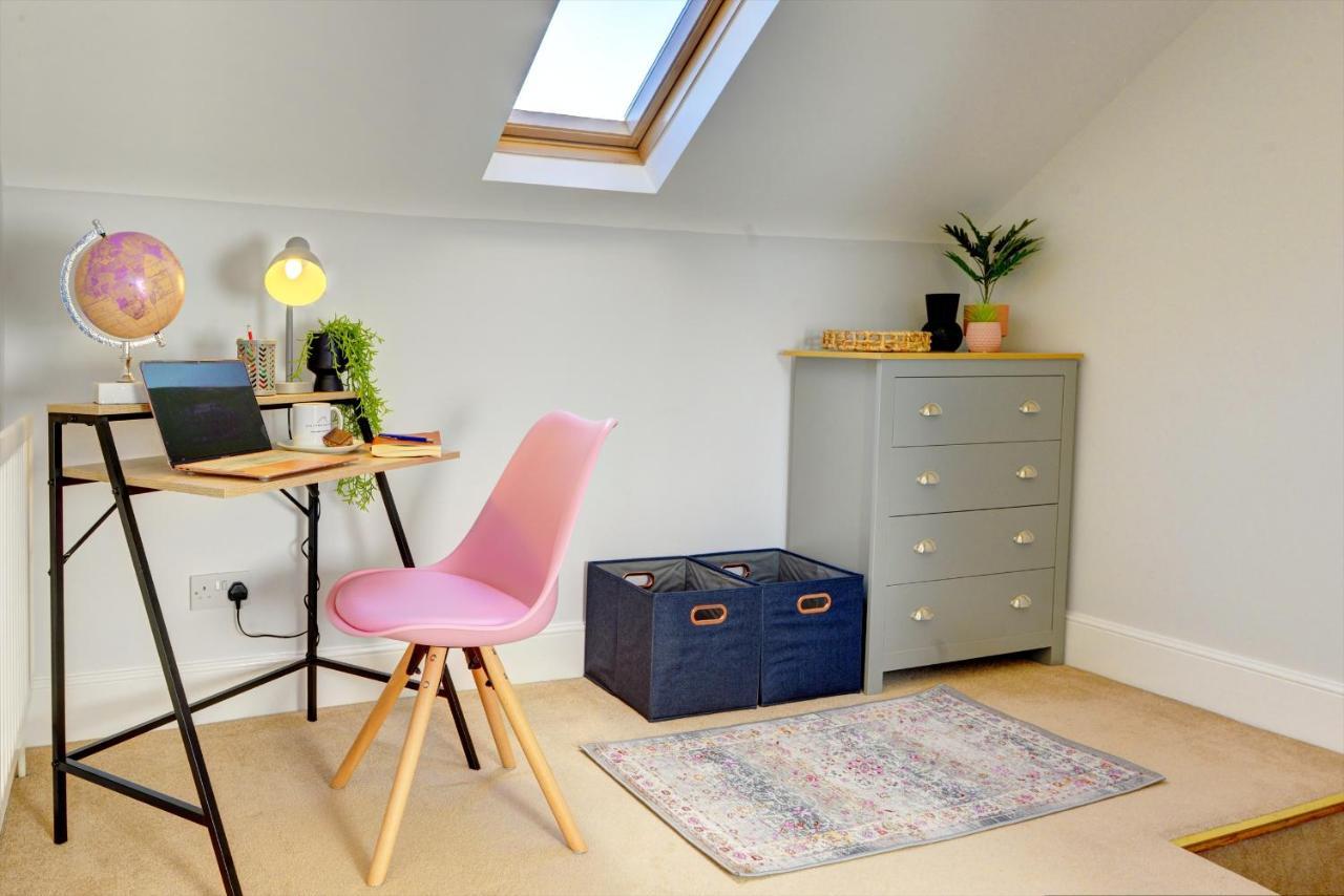 Regency Nest By Spa Town Property - Stylish 3 Bedroom Apartment On 2 Floors, Central Leamington Spa Extérieur photo