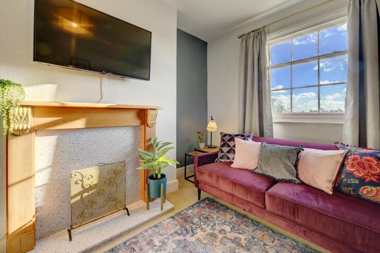 Regency Nest By Spa Town Property - Stylish 3 Bedroom Apartment On 2 Floors, Central Leamington Spa Extérieur photo