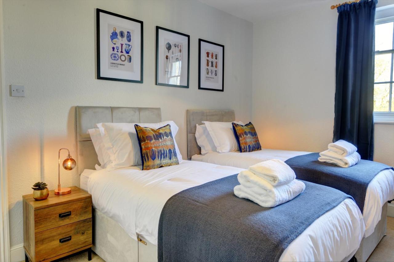 Regency Nest By Spa Town Property - Stylish 3 Bedroom Apartment On 2 Floors, Central Leamington Spa Extérieur photo