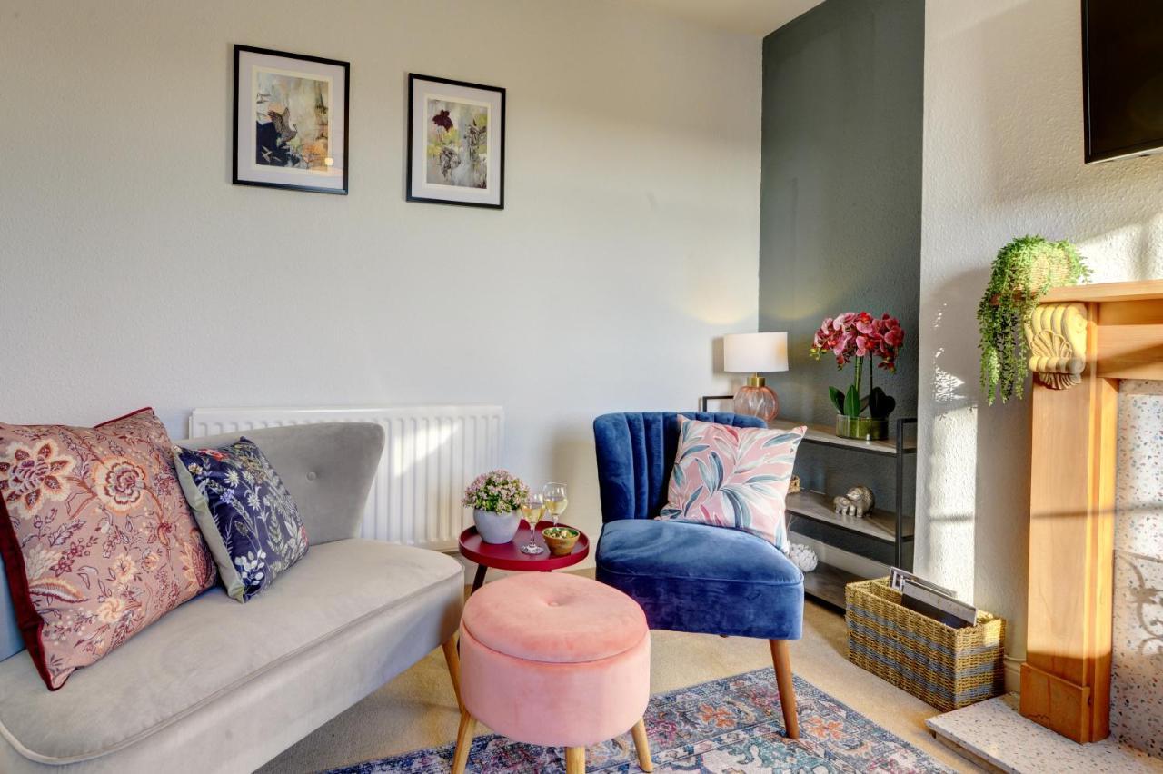 Regency Nest By Spa Town Property - Stylish 3 Bedroom Apartment On 2 Floors, Central Leamington Spa Extérieur photo
